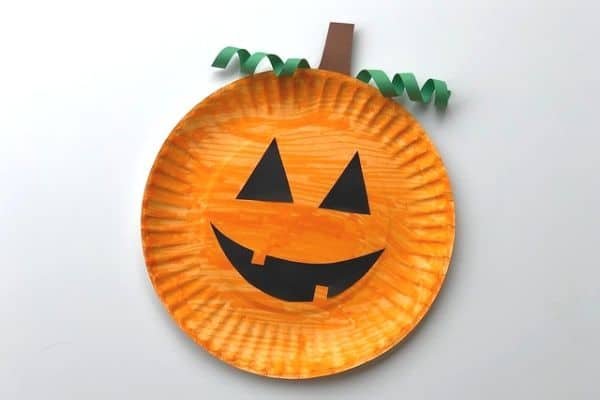 Paper Plate PumpkinsPaper Plate Pumpkins
