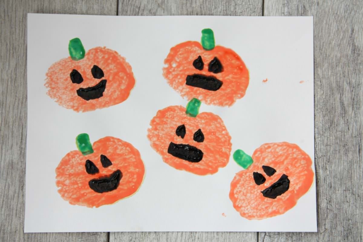 Sponge-Stamped Pumpkins