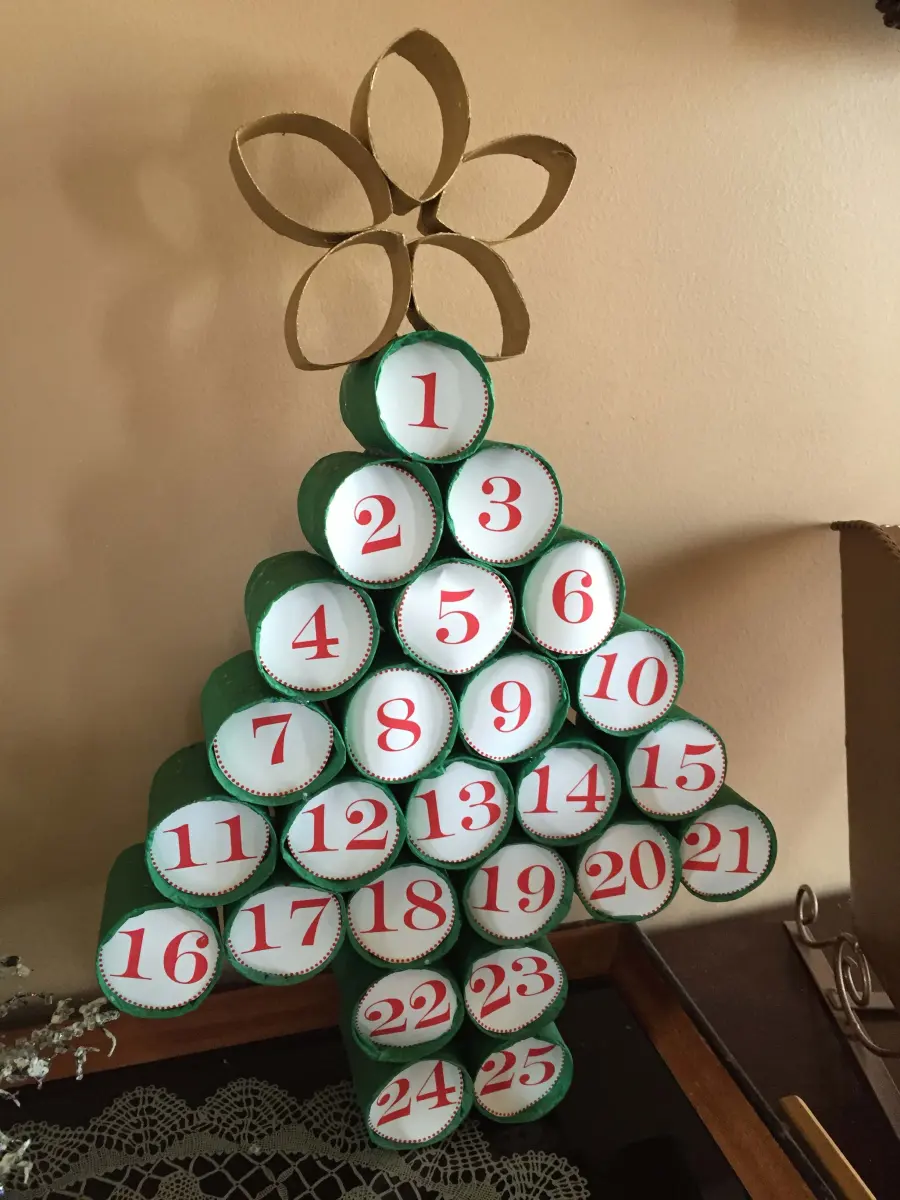Toilet Paper Roll Advent Calendar